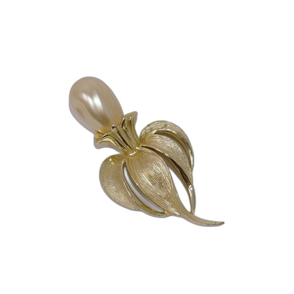 Sarah Coventry Goldtone Fantasy Flower Floral Faux Pearl Brooch Pin - Picture 2 of 5